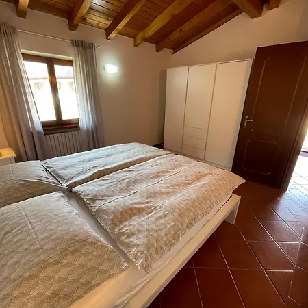Casa Mirella Apartman *